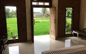Lotus 2 Guest House